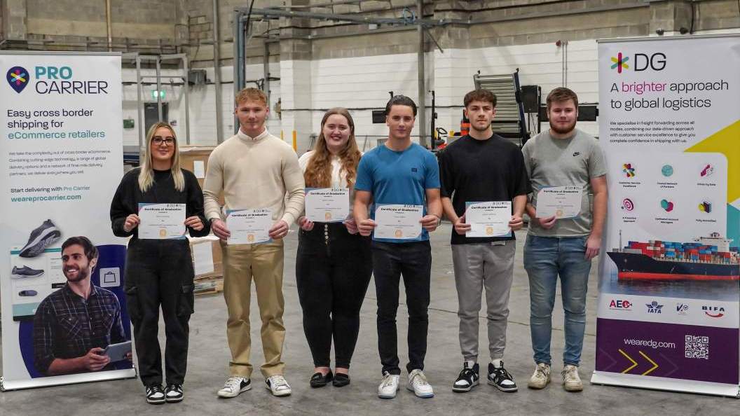 Intern_Graduation_2023-1.jpg